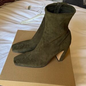 Steve Madden Vinka Olive Green Suede Block Heel Ankle Boots